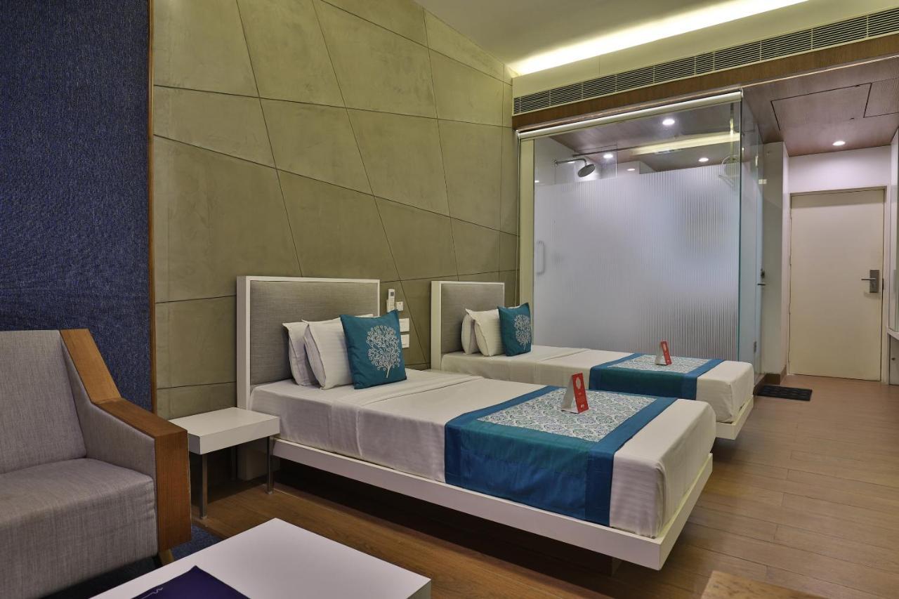 Capital O 1338 Hotel Harmony Rajkot Eksteriør billede